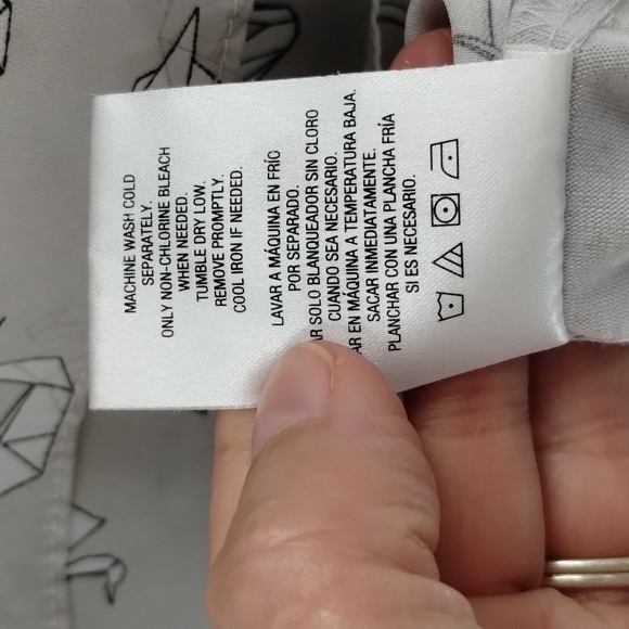 Attention brand paper crane print gray size small sleeveless ruffle tier stretch - Picture 7 of 8